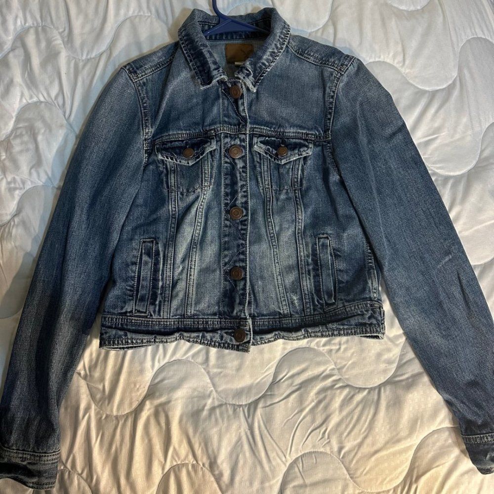 American Eagle Jean Jacket Size M/M